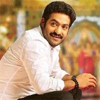 junior ntr,sukumar,devisreeprasad,preproduction  జిమ్ లో 4 గంటలు కష్టపడుతున్న ఎన్టీఆర్.. !